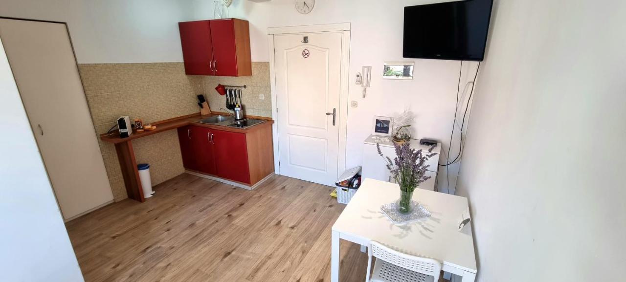 Apartamento Tiny Studio Big Living Rovinj Exterior foto
